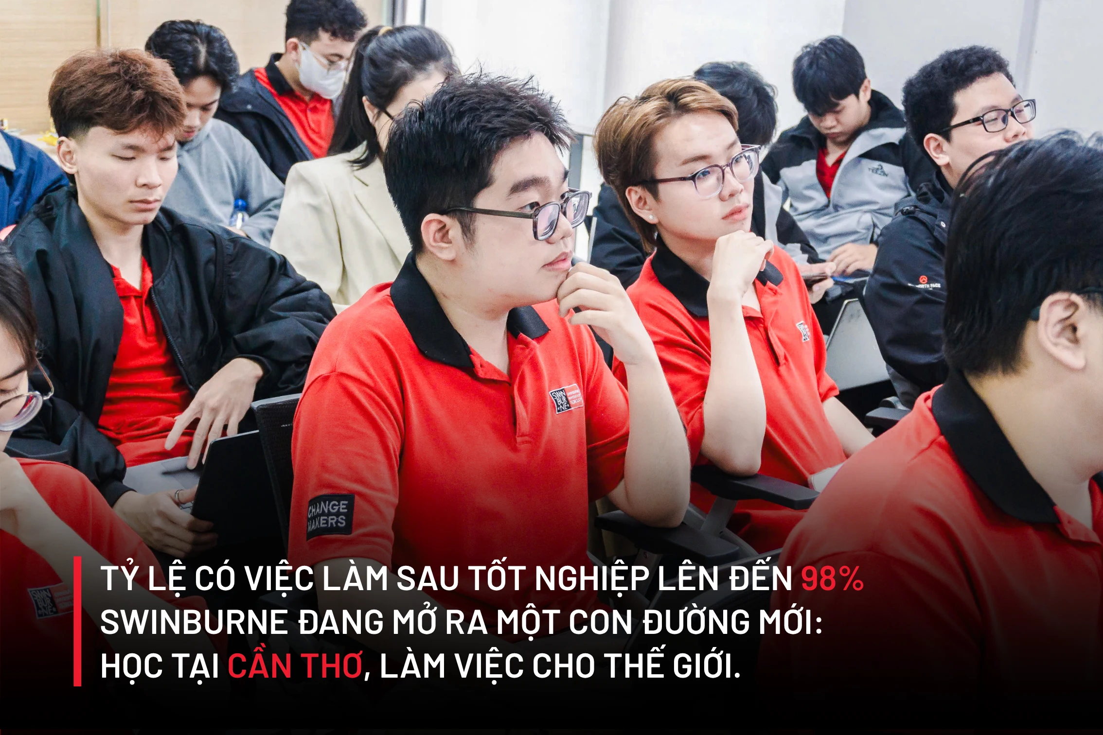 Học kinh doanh thời đại số: Trở thành nhân lực toàn cầu hóa hoặc là “biến mất”?